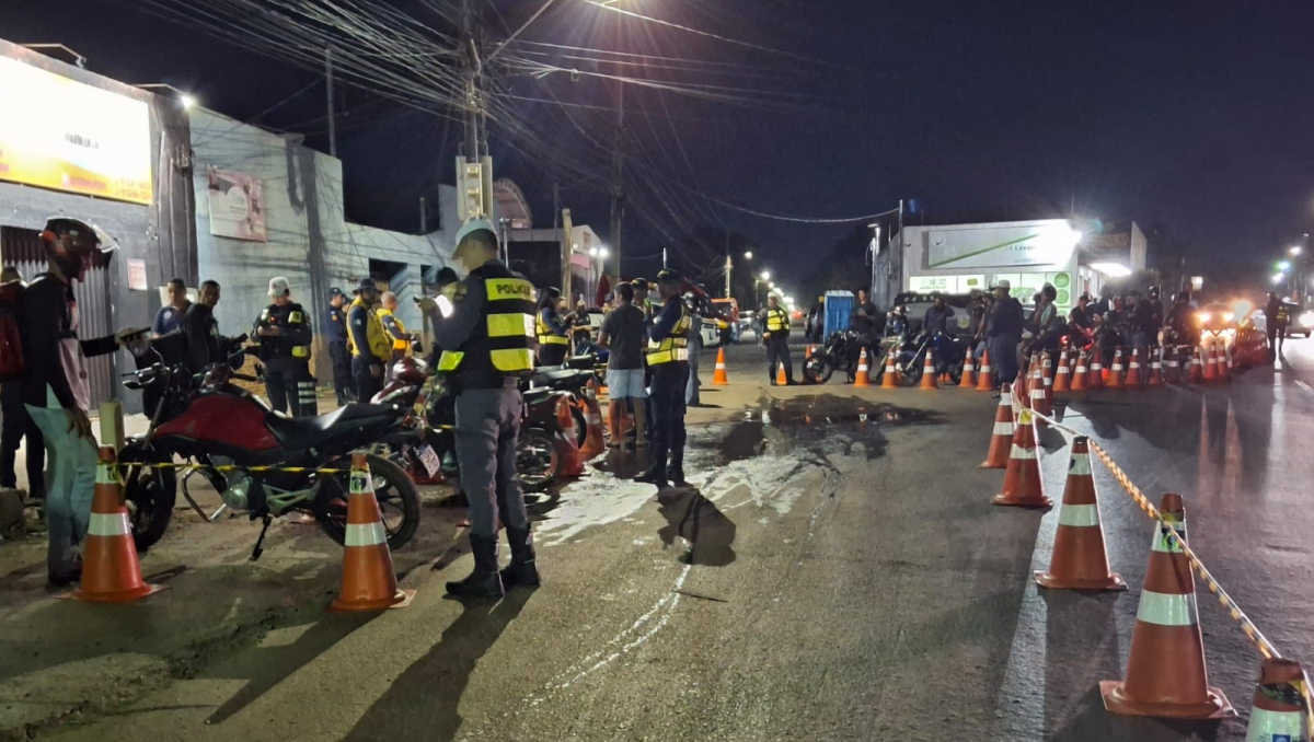 Fiscalizao na na Avenida Principal do bairro Nova Esperana em Cuiab - Foto: GGI/SESP-MT