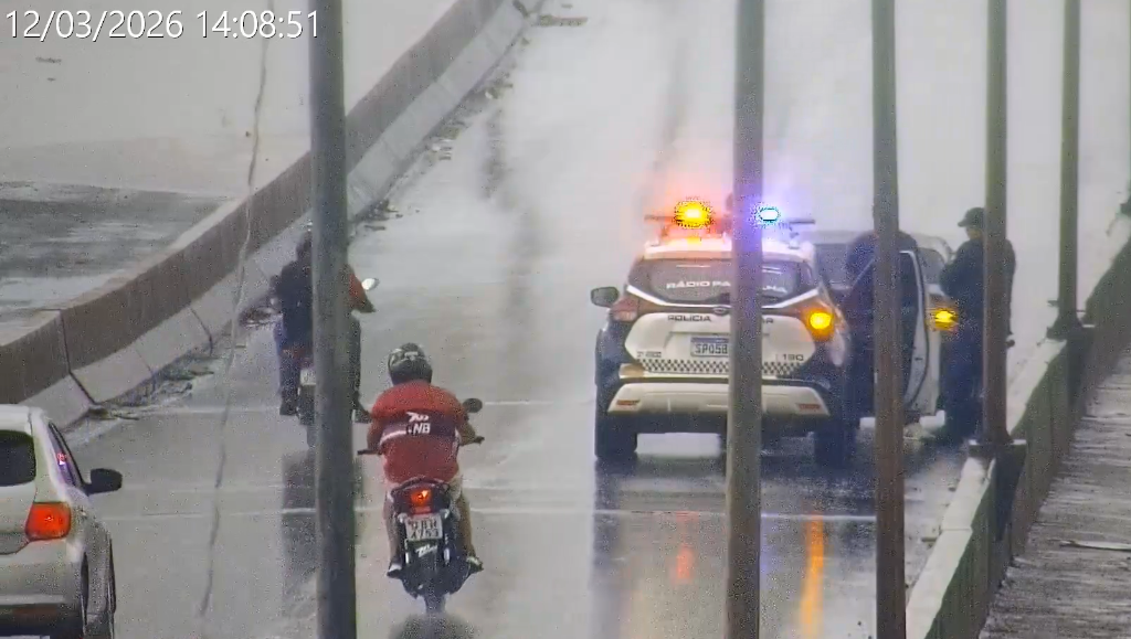 Momento da abordagem do procurado - Foto por: Sistema de Monitoramento Vigia Mais MT