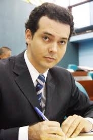 Ldio Cabral, mdico sanitarista e militante do SUS em Cuiab.