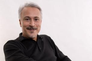 Eduardo Shinyashiki é mestre em neuropsicologia, liderança educadora e especialista em desenvolvimento das competências de liderança organizacional e pessoal.