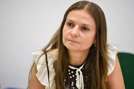 Rosana Leite Antunes de Barros  defensora pblica estadual.