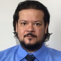 Dr. Roger Rotta é Neurocirurgião Oncologico, Membro titular da Sociedade Brasileira de Neurocirurgia