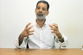 Lourembergue Alves  professor universitrio e articulista de A Gazeta, escrevendo neste espao aos domingos