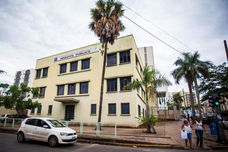 Fachada do Arquivo pblico na avenida Getlio Vargas