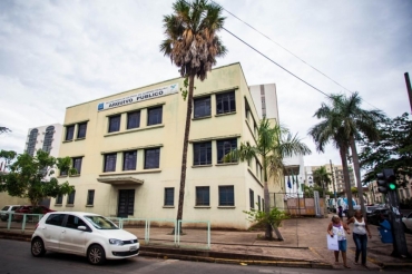 Fachada do Arquivo pblico na avenida Getlio Vargas 