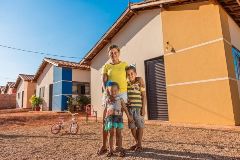 Mais de 435 famlias foram contempladas com casas no residencial Aeroporto II, em Jaciara