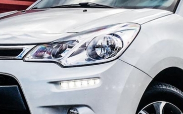 Luz diurna de LED será aceita como farol baixo durante o dia; farol de neblina/milha, não