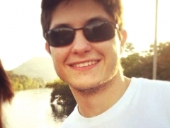 Acadmico de medicina, Eric Francio Severo, 21 anos