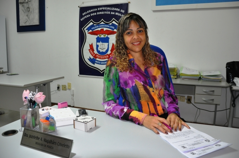 Delegada Jozirlethe Magalhes Criveletto.