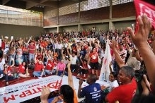 A categoria deliberou pela paralisao, aps o prefeito Jlio Florindo no pagar o reajuste acordado com a categoria
