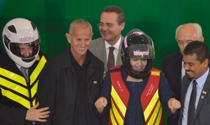 Presidente aprovou medida que beneficia motoqueiros