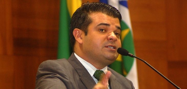 Ex-deputado Maksus Leite, dono da Propel Comrcio de Materiais para Escritrio Ltda