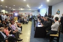Em Cuiab, o debate contou com especialistas como a professora Ctia Nunes