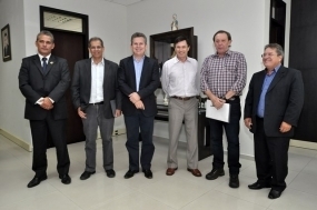 Participaram da reunio membros da Secopa e a Comisso do TCE de Acompanhamento das Obras da Copa do Mundo