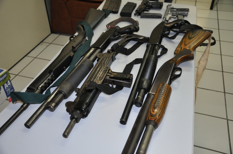 Armamento usado por quadrilhas do novo cangao