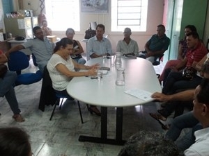Deputado Ezequiel demonstrou sua preocupao com o possvel fechamento da unidade escolar