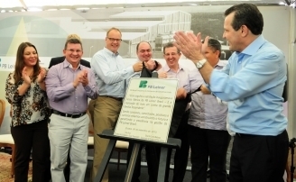 Silval Barbosa, ministro Gilberto Carvalho, e o embaixador da Blgica no Brasil, Jozet Smets,participaram da solenidade