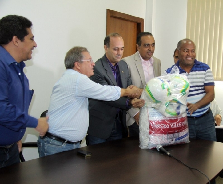 Os materiais foram adquiridos atravs de uma emenda parlamentar do deputado Azambuja
