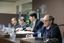 O projeto de lei com as tabelas da sade, administrao, educao e ao social foi votado e aprovado por unanimidade