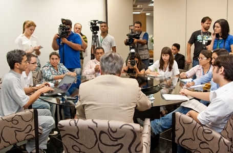 Presidente do TJ/MT, Orlando Perri durante coletiva concedida na tarde desta tera-feira (9 de abril).