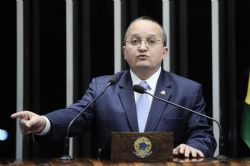 Senador Pedro Taques (PDT-MT)