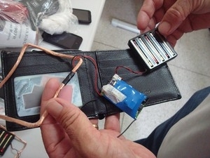 Equipamento usado em fraude em vestibular