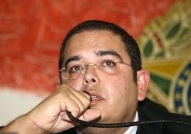 Prefeito-tampo Maninho de Barros (PSD)