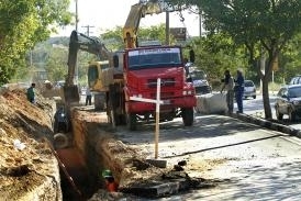 Sistema de drenagem na Avenida Miguel Sutil - obras de mobilidade urbana
