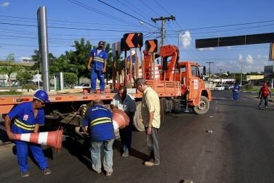Interdio total da av. Miguel Sutil entre o trevo do Santa Isabel/Verdo ao trevo da Cidade Alta...