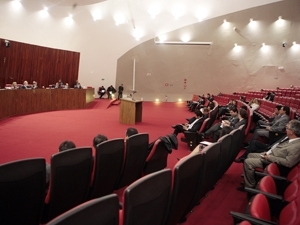 Plenrio do TSE na quinta, quando ministros decidiram barrar candidatos com contas reprovadas em 2010