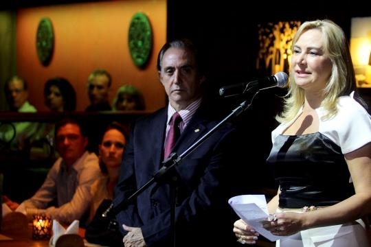 Primeira Dama participa de jantar de confraternizao da CDL Cuiab