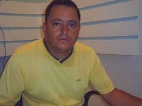 O vice-prefeito, Vandeir Luis Ribeiro, foi empossado na funo de prefeito