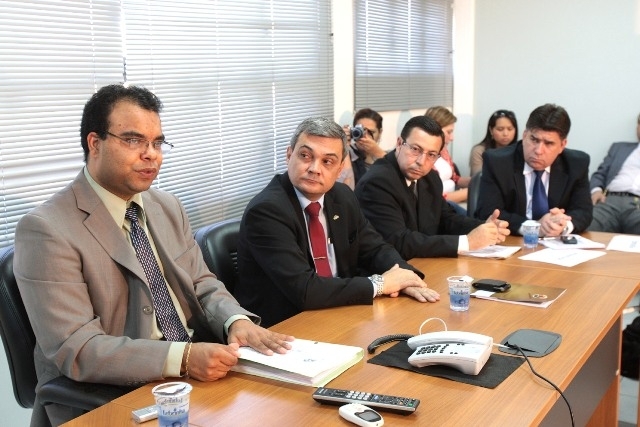 Delegado Wilyney Santana apresenta detalhes das investigaes.