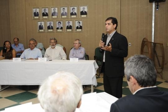 Durante a reunio Maia falou sobre a importncia da participao de cada rgo nas aes.