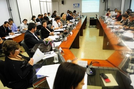 Uma gesto descentralizada que une Governo Federal, Estadual e Municipal