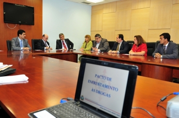 Presidente da AL, deputado Jos Riva (PP) declarou que o secretrio Digenes Curado ter o apoio da Casa de Leis.