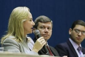 Secretria Roseli Barbosa em evento sobre o enfrentamento  violncia sexual contra crianas e adolescentes