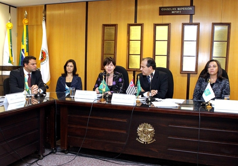 Acordo ampliar aes de fiscalizao dos programas sociais do MDS