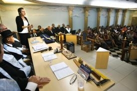 Palestra de Ana Elisa Limeira, presidente do Conselho Estadual de Polticas sobre Drogas (Conen).
