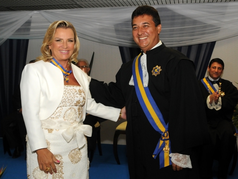 Terezinha est no rol de mais de 50 personalidades pblicas agraciadas com insgnias da Ordem So Jos Operrio.