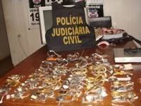20 mil reais em jias  recuperada