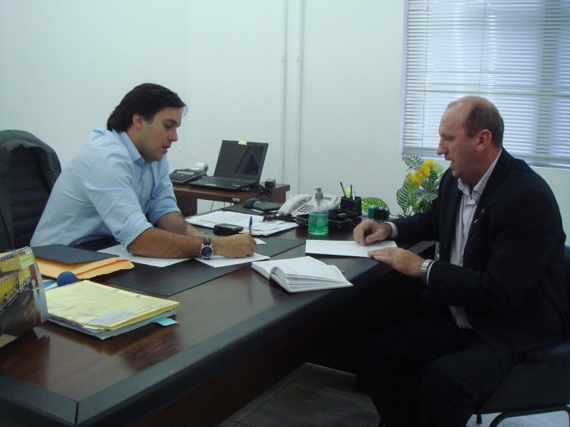 Sec. adjunto exec. do Ncleo Sistmico de Trnsito, Transp. e Cidades da Sinfra, Valdsio Viriato, e dep. Neri Gueller