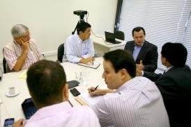 Governador Silval Barbosa em reunio na sede da AGECOPA