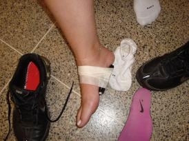 Celular acoplado no p de candidata