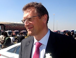 Jrom Valcke no garante Fielzo na Copa de 2014