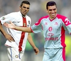 Lúcio em dois momentos: pela Internazionale, à esquerda, e pelo Internacional (fotos: EFE e Ricardo Rímoli)