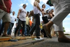 Os candidatos devero chegar com 30 minutos de antecedncia e portar o documento oficial de identificao.