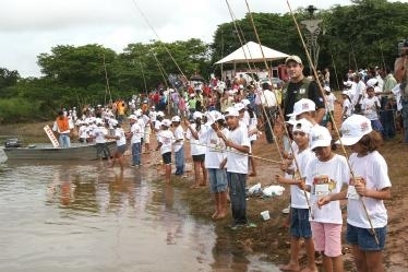 Etapa do Campeonato Estadual de Pesca, em Barra do Bugres