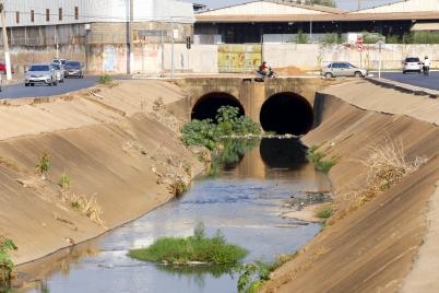 Esgoto no Rio Cuiab