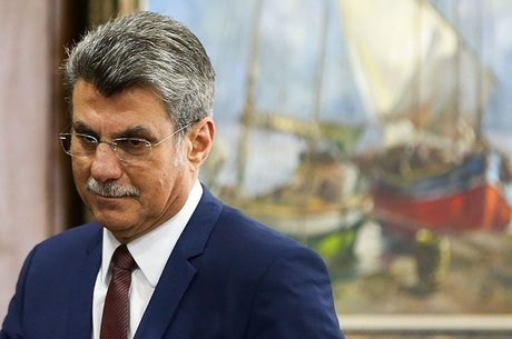 Investigado na Lava Jato, Romero Juc (foto)  o presidente da comisso especial que discute o projeto